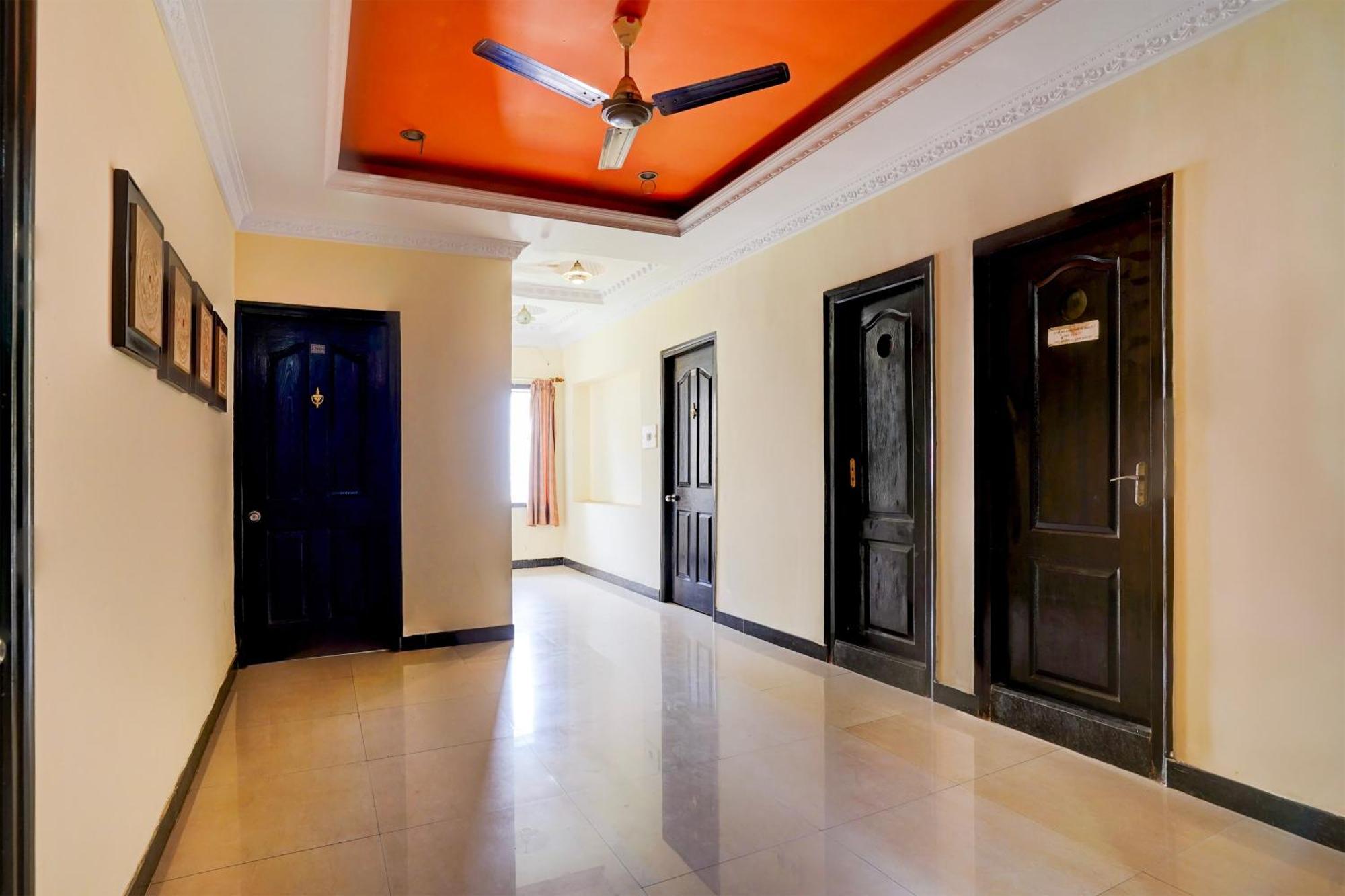 Hotel O Varun Residency Kammasandra Exterior photo